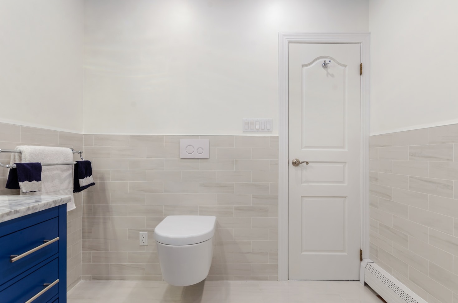 Navigating Public Spaces with Confidence in Hygiene